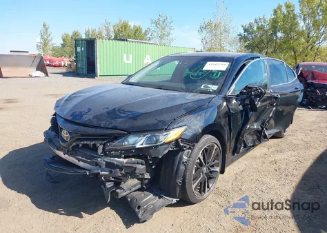 2018 Toyota Camry Le from USA, damaged, VIN 4T1B11HK4JU141502